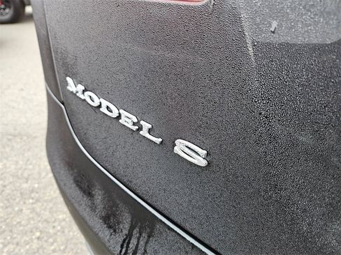 Used 2015 Tesla Model S 85D image 10