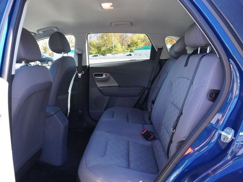 Used 2022 Kia Niro LX image 31