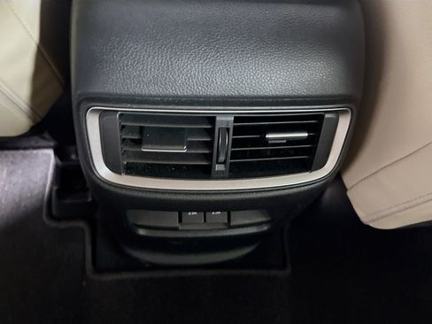 Used 2017 Honda CR-V Touring image 28