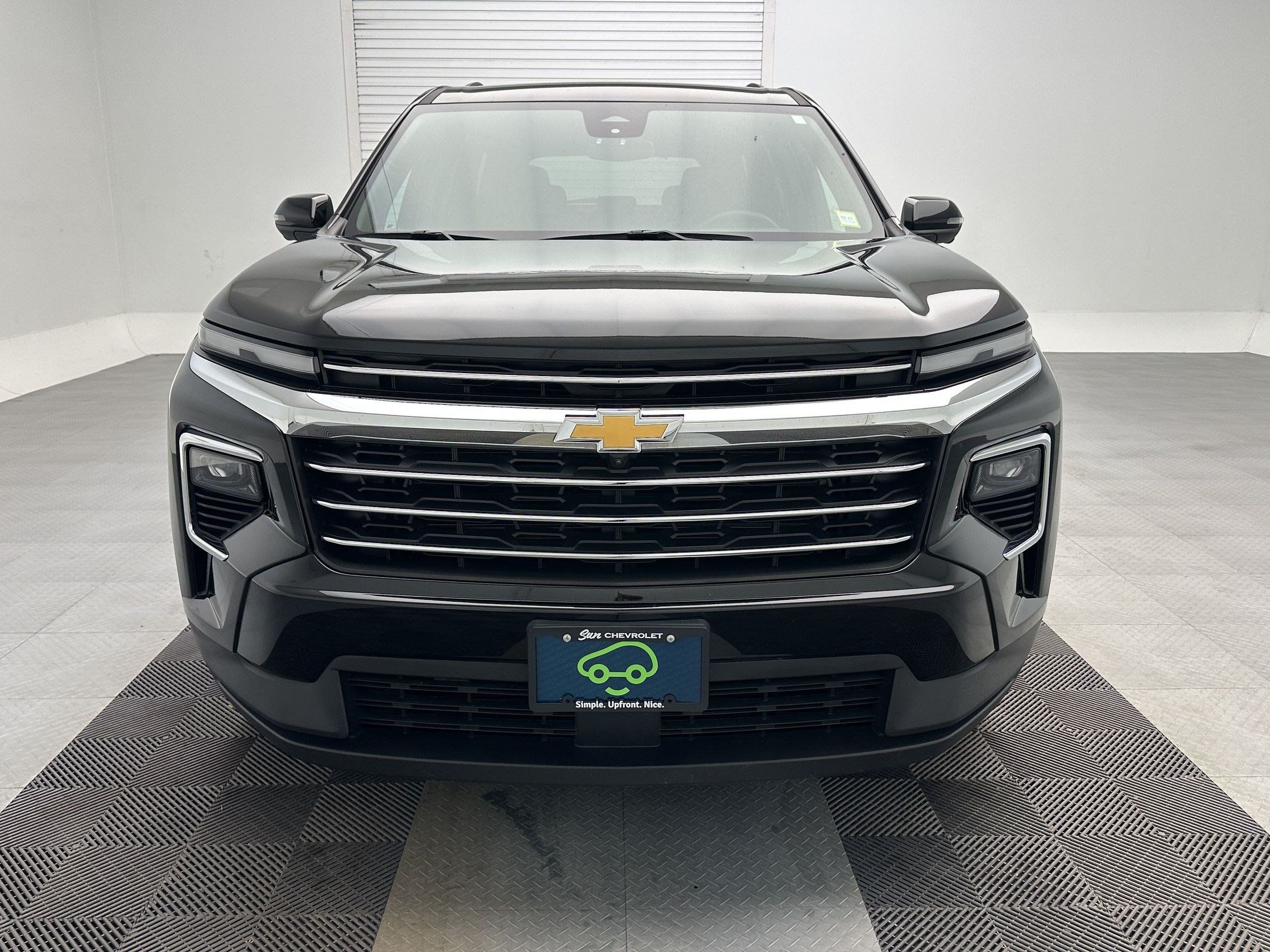 Certified 2025 Chevrolet Traverse LT w/ Driver Confidence Package AWD/4WD image 6