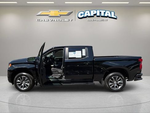 Used 2023 Chevrolet Silverado 1500 RST w/ Z71 Off-Road Package AWD/4WD image 9