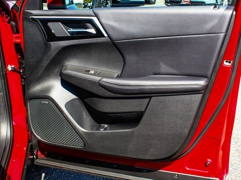New 2025 Mitsubishi Outlander SE AWD/4WD image 13