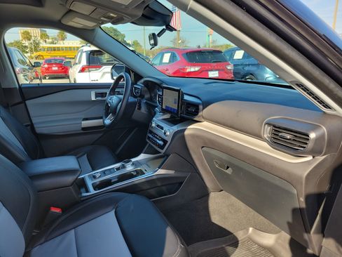 Certified 2023 Ford Explorer XLT w/ Equipment Group 202A image 29