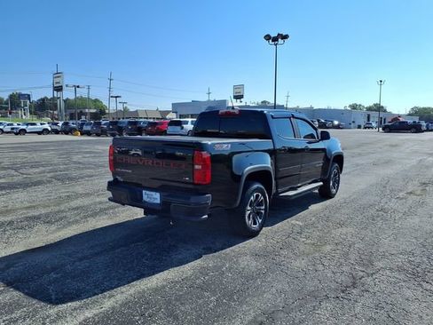 Used 2021 Chevrolet Colorado Z71 AWD/4WD image 5