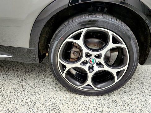 Used 2024 Alfa Romeo Tonale Ti w/ Active Assist Package AWD/4WD image 9