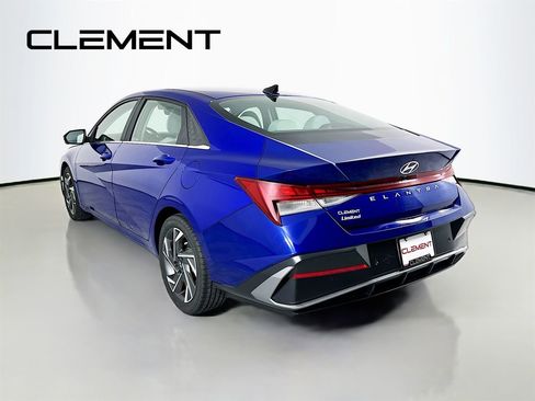 Used 2024 Hyundai Elantra Limited FWD image 10