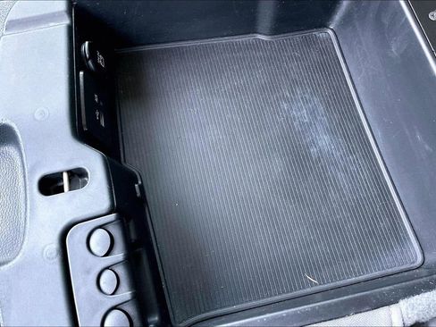 Used 2017 RAM 2500 Tradesman w/ Snow Chief Group image 25