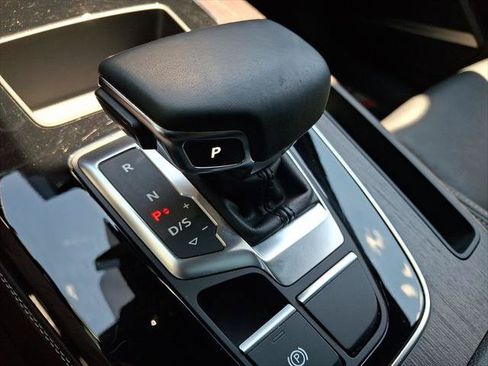 Certified 2023 Audi Q5 2.0T Premium Plus w/ Premium Plus Package AWD/4WD image 17
