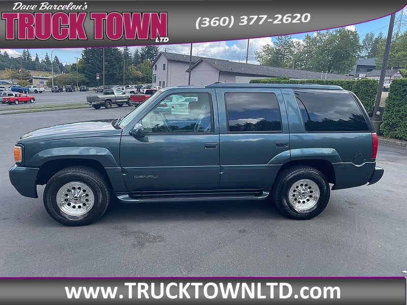 Used 1999 GMC Yukon Denali AWD/4WD image 2