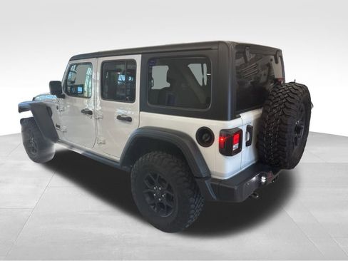Used 2024 Jeep Wrangler Willys image 13