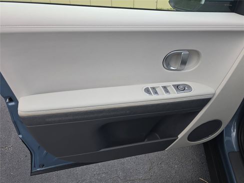 Used 2022 Hyundai Ioniq 5 SEL w/ Cargo Package RWD image 12
