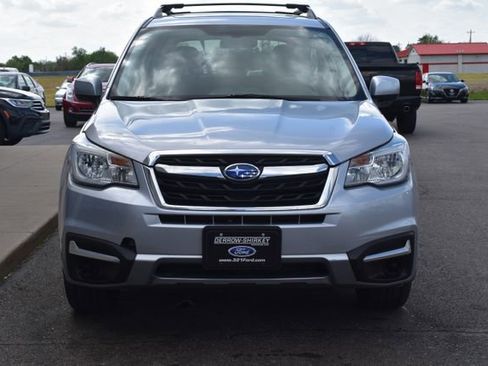Used 2017 Subaru Forester 2.5i Premium w/ All-Weather Package AWD/4WD image 11