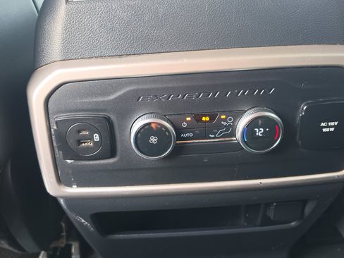 Used 2022 Ford Expedition XLT RWD image 22