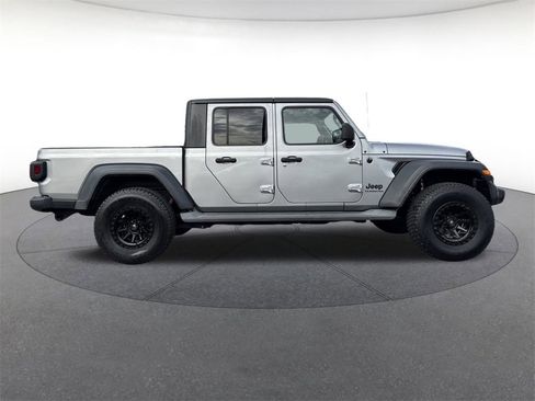 Used 2020 Jeep Gladiator Sport w/ Quick Order Package 24S image 6