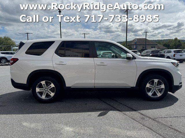 Used 2025 Honda Pilot EX-L image 7