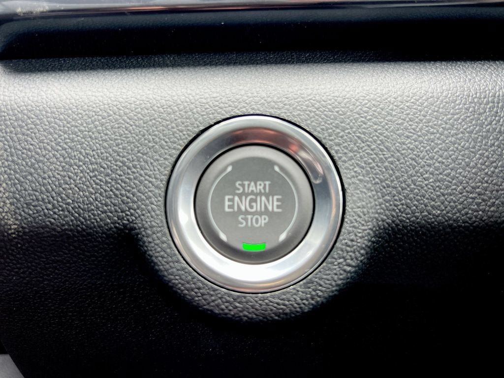 New 2026 GMC Terrain AT4 w/ Technology Package II AWD/4WD image 15