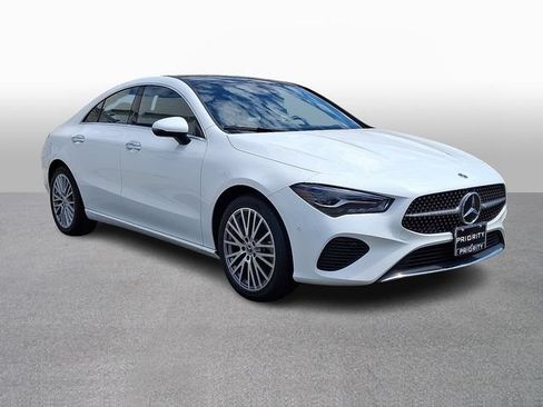 Used 2025 Mercedes-Benz CLA 250 image 3