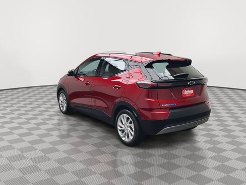 Certified 2023 Chevrolet Bolt EUV LT w/ Comfort Package FWD image 35