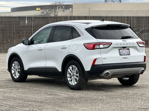 Certified 2022 Ford Escape SE w/ Convenience Package image 6
