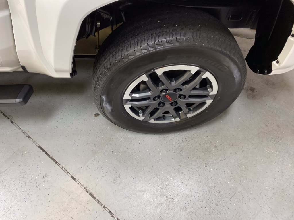 Used 2025 Toyota Tacoma TRD Sport RWD image 12