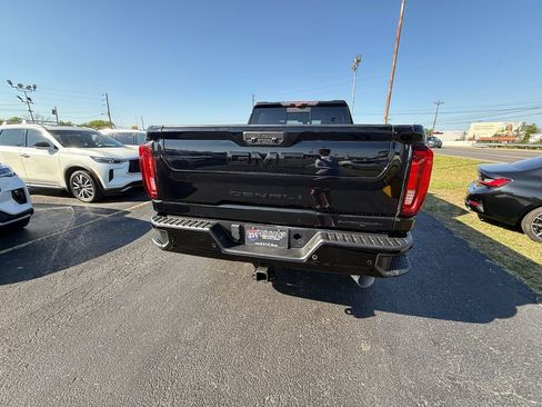 Used 2020 GMC Sierra 2500 Denali w/ Denali Ultimate Package AWD/4WD image 4
