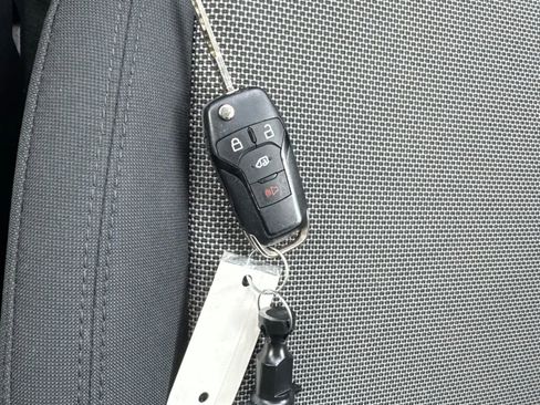 Used 2020 Ford Transit Connect XL image 56