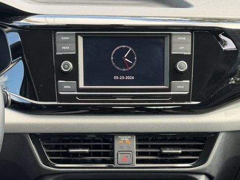 Certified 2023 Volkswagen Taos S FWD image 17