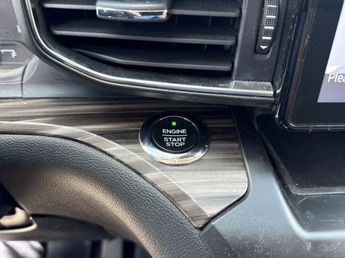 Used 2020 Ford Explorer Limited RWD image 14