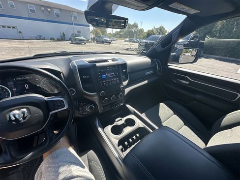 Used 2021 RAM 1500 Big Horn image 15