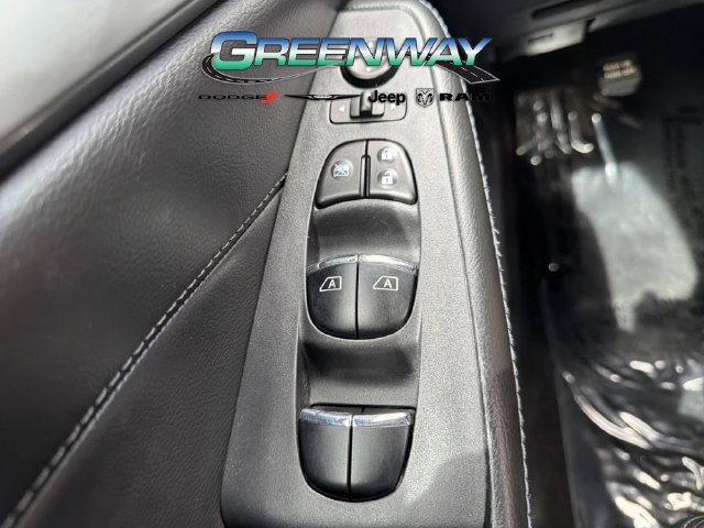 Used 2017 Nissan Maxima SR w/ Midnight Edition FWD image 15