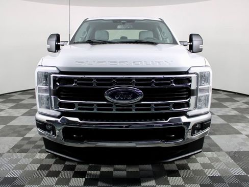 Used 2023 Ford F350 XLT w/ FX4 Off-Road Package image 2