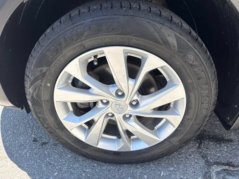 Used 2019 Hyundai Tucson SE AWD/4WD image 17
