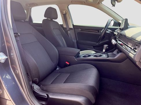 Used 2024 Honda Civic EX image 27