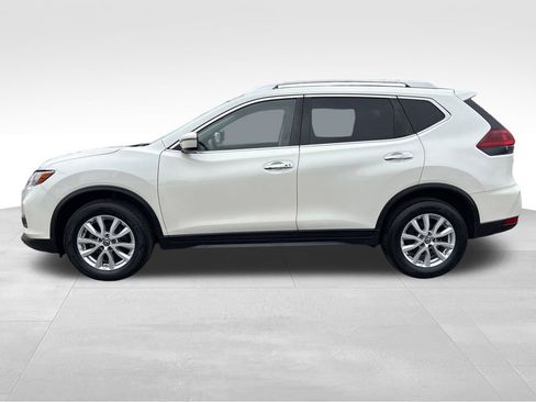 Used 2019 Nissan Rogue SV image 5