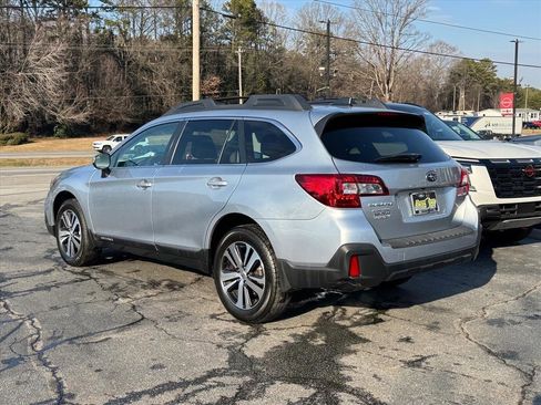 Used 2019 Subaru Outback 2.5i Limited w/ Popular Package #2 image 5