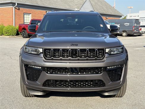 New 2026 Jeep Grand Cherokee L Limited image 2