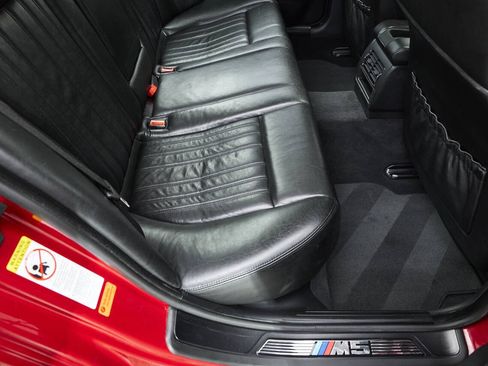 Used 2001 BMW M5 RWD image 73