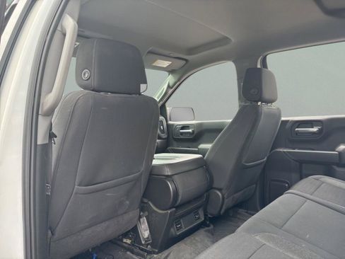 Used 2023 Chevrolet Silverado 1500 Custom w/ LPO, Dark Essentials Package AWD/4WD image 31