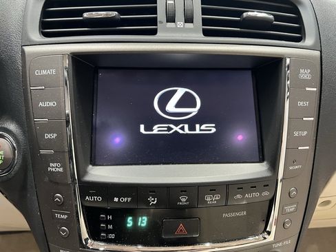 Used 2010 Lexus IS 350C image 42