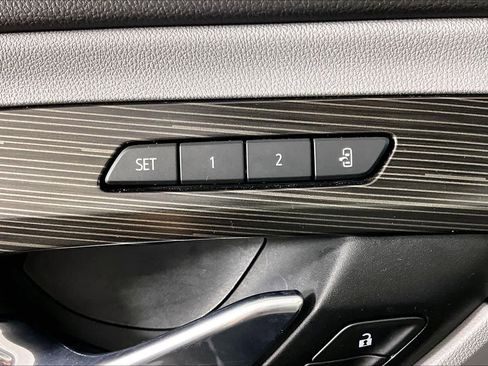 Used 2021 GMC Terrain SLT FWD image 35