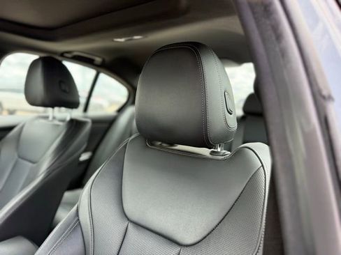 Used 2023 BMW 330i Sedan w/ Driving Assistance Package RWD image 15