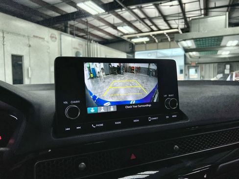 Used 2024 Honda Civic EX image 32