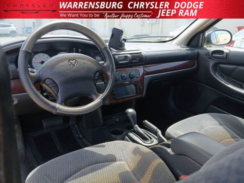 Used 2001 Dodge Stratus SE FWD image 12