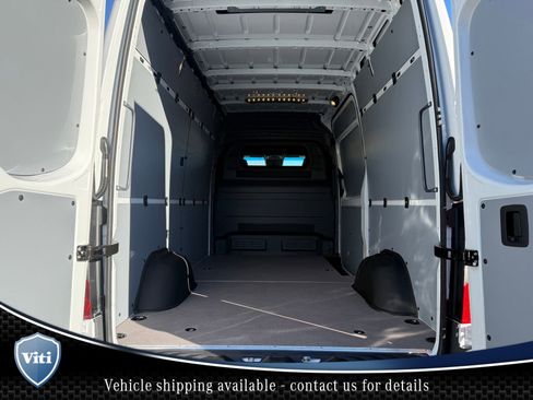 New 2026 Mercedes-Benz Sprinter 2500 image 17