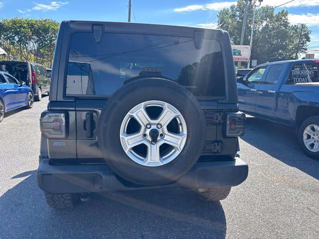 Used 2021 Jeep Wrangler Unlimited Sport AWD/4WD image 5