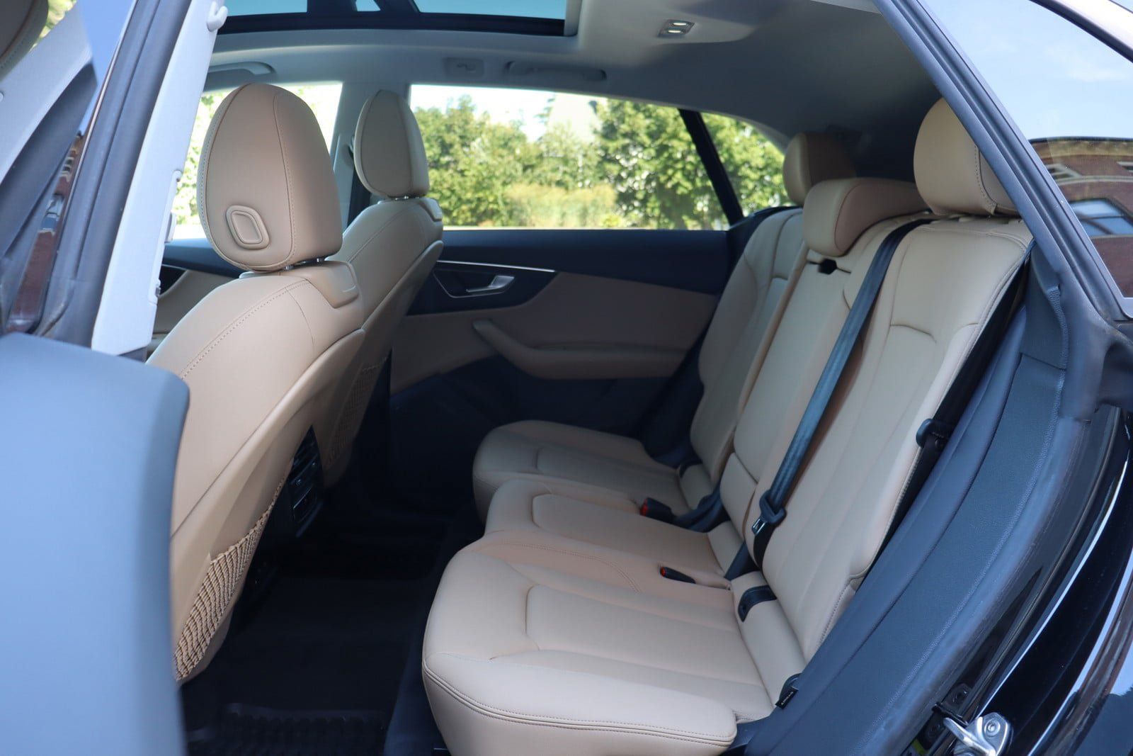 Used 2023 Audi Q8 Premium w/ Convenience Package AWD/4WD image 15