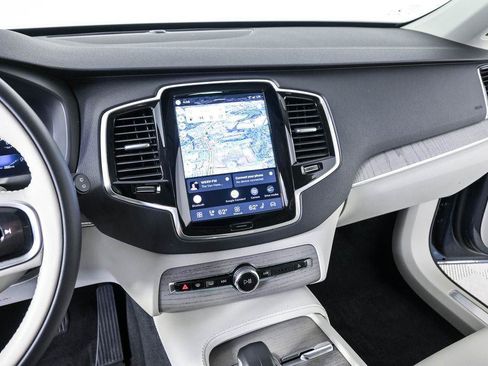 Certified 2024 Volvo XC90 B6 Plus w/ Protection Package Premier AWD/4WD image 14