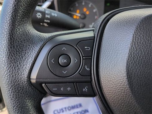 Certified 2025 Toyota Corolla LE image 17