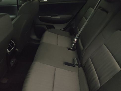 Used 2021 Kia Sportage LX FWD image 18
