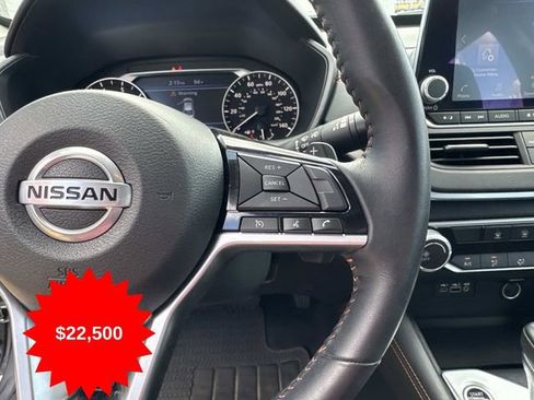 Used 2020 Nissan Altima 2.5 SR image 16